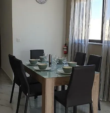 Diamonds Penthouse Apartman Marsalforn